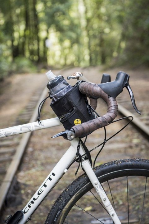 Ocieplacz do bidonu BLACKBURN OUTPOST CARRYALL PERSONAL BAG czarny (NEW 2026)