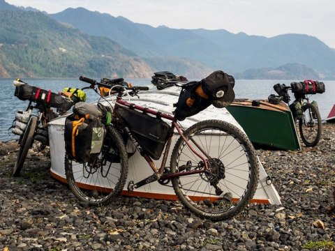 Torba na ramę BLACKBURN OUTPOST FRAME BAG LARGE 6,95L wodoodporna roz.L czarna (NEW 2026)