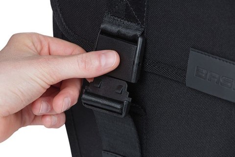Sakwa podwójna BASIL TOUR DOUBLE PANNIER BAG 28L, Universal Bridge System, wodoodporna black (WYPRZEDAŻ -50%)