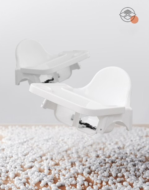 Krzesełko do karmienia regulowane - białe