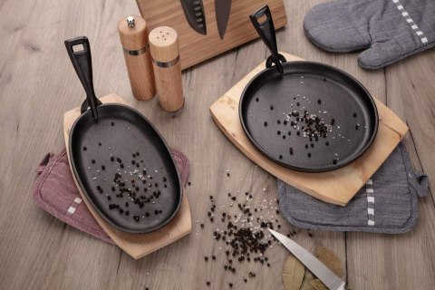 Patelnia żeliwna z drewnianą deską Grada 22cm