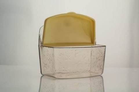 Plastikowa solniczka ścienna, POLSKI PRODUKT