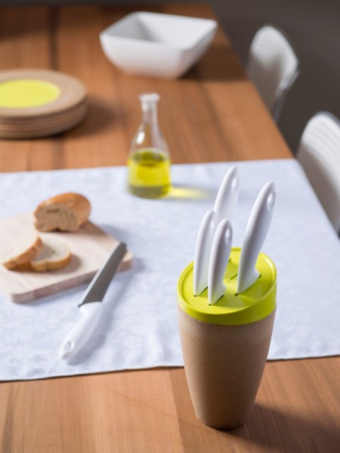 Zestaw noży w bloku pomarańczowy