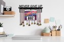 Wieszak na medale i numery startowe NEVER GIVE UP
