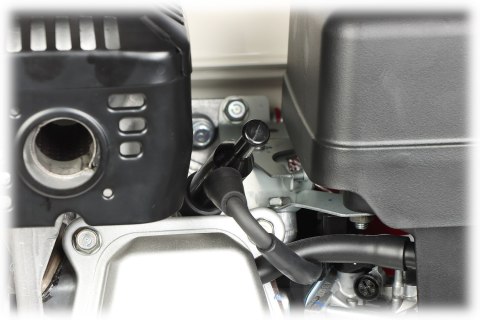 AGREGAT PRĄDOTWÓRCZY FH-3001R 2500 W Honda GX 200 FOGO