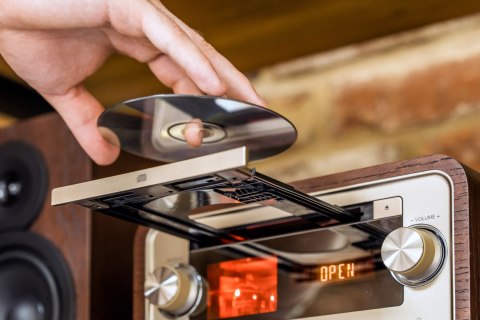 Wieża lampowa Kruger&Matz KM1961 (CD, USB, Bluetooth + NFC, radio cyfrowe DAB+, FM)