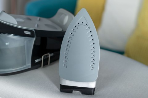 Żelazko z generatorem pary Teesa SMOOTH STEAM S300