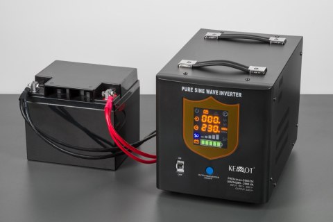 Zasilacz awaryjny KEMOT PROsinus-2600/24 przetwornica z czystym przebiegiem sinusoidalnym i funkcją ładowania 24V 230V 2600VA/18
