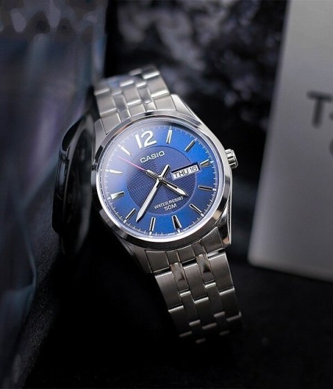 ZEGAREK MĘSKI CASIO MTP-1335D-2AV (zd026e) + BOX