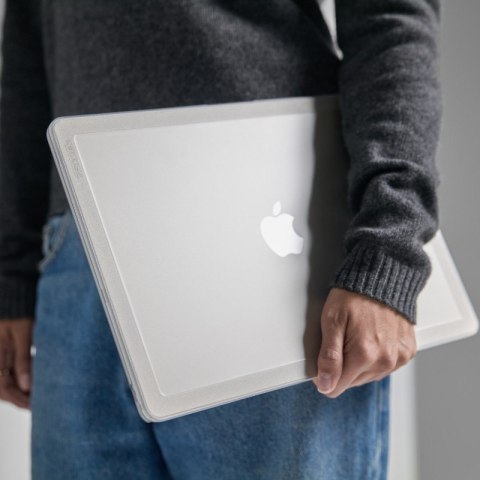 Incase Edge Hardshell Case - Etui MacBook Air 15" M4 (2025) / M3 (2024) / M2 (2023) (Clear)