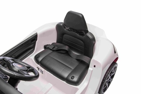 Pojazd Porsche Spyder RS 718 Biały sportowy samochód