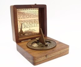 Kompas z zegarem słonecznym Gilbert w obudowie drewnianej - CGSD