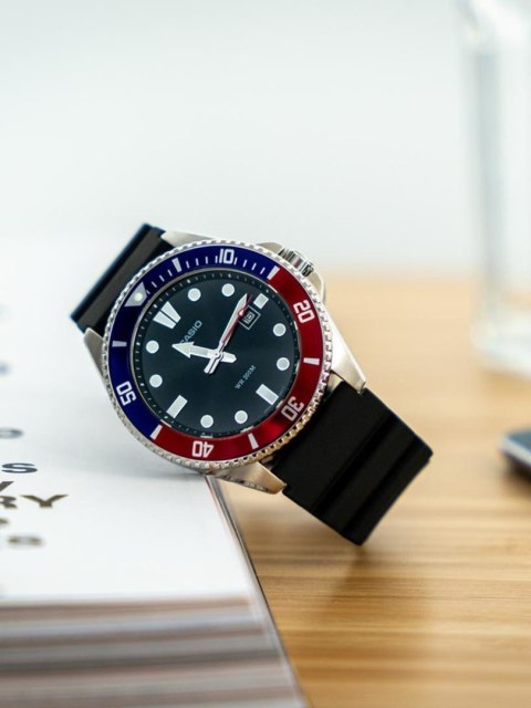 ZEGAREK MĘSKI CASIO MDV-107-1A3 (zd172b) + BOX