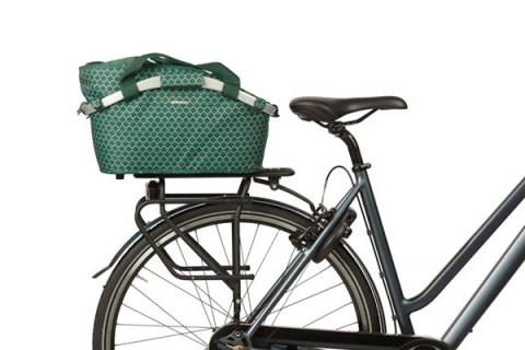 Kosz tylny na bagażnik BASIL FLAIR CARRY ALL REAR BASKET MIK, MIK z adapterem do mocowania (ready to go), 22L, Wodoodporna, Gree