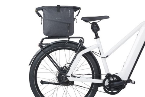 Torba na bagażnik BASIL NAVIGATOR STORM, MIK z adapterem do mocowania (ready to go), 13L, Wodoodporna, Czarna (NEW)