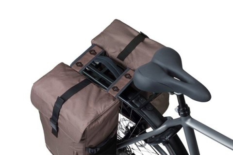 Sakwa podwójna BASIL MOVE DOUBLE BICYCLE BAG, MIK z adapterem do mocowania (ready to go), 30L, Wodoodporna, Brown (NEW)