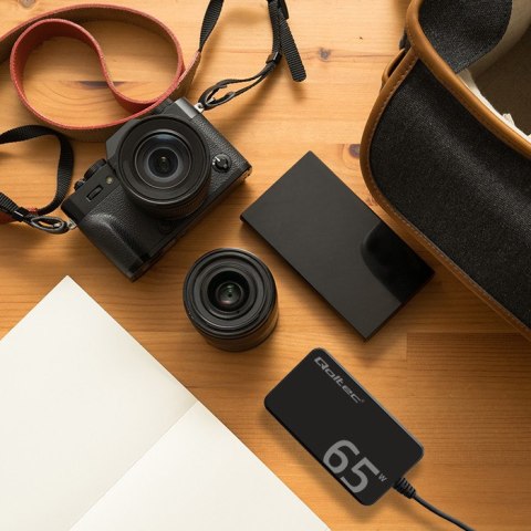 Qoltec Ładowarka sieciowa 65W GaN Super Fast SLIM | PD | 5-20V | 3.25A | USB-C 3.1 | Laptop | MacBook | Smartfon | + kabel