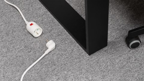 Przedłużacz sieciowy Rebel wtyk - gniazdo 3m , z przełącznikiem