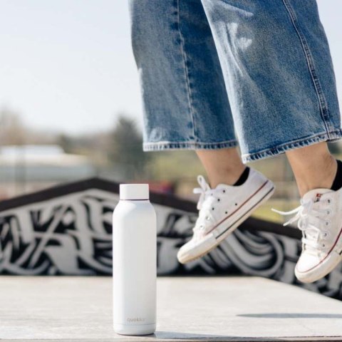 Quokka Solid - Butelka termiczna ze stali nierdzewnej 630 ml (White)