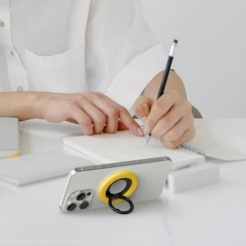 Spigen Nano Pop MagSafe Phone Ring - Magnetyczny uchwyt na palec z funkcją podstawki (Mango Yellow)