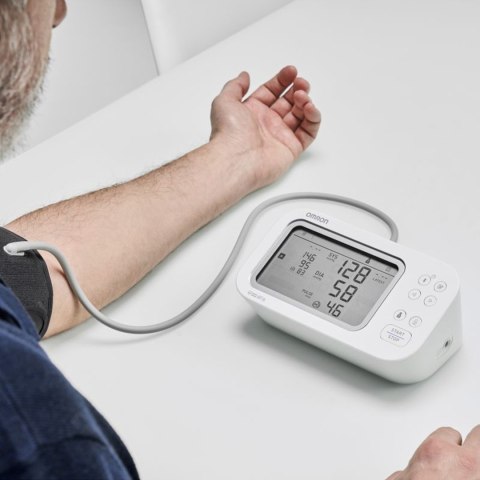 OMRON M6 COMFORT AFIB Ciśnieniomierz naramienny z AFib, pamięć 2×100, wskaźniki