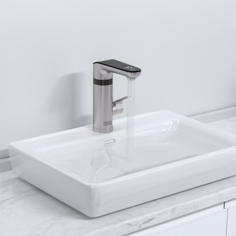 Przepływowy podgrzewacz wody - bateria stojąca