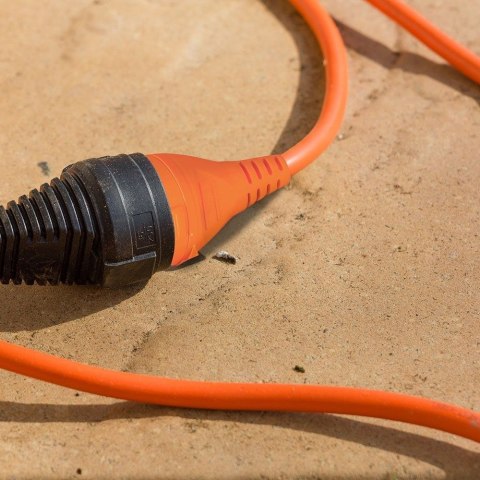 Przedłużacz Ogrodowy V-TAC 15M 16A z uchwytem do zwijania i klapką